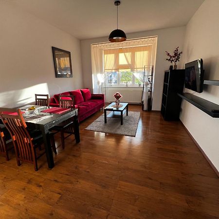 Mm Apartment Argentinska Praha Exteriér fotografie